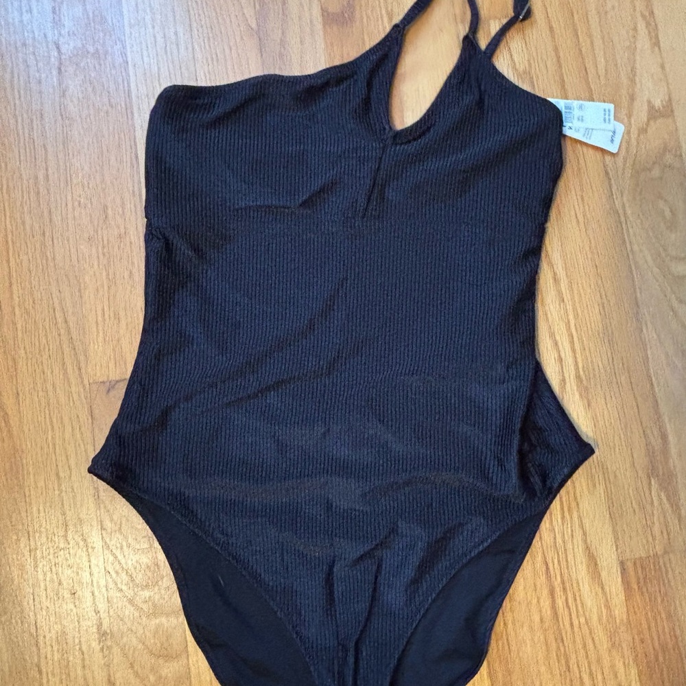 Aerie NWT Black One Piece Swimsuit One Shoulder